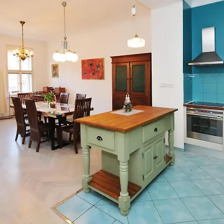 Old Town Cozy Luxury In Heart Of Apartment