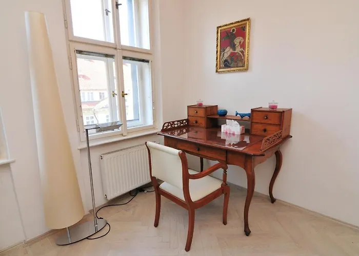 Old Town Cozy Luxury In Heart Of Prag